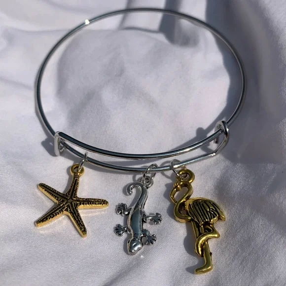 Brand New! Handmade! Adjustable Charm Bangle Bracelet! - Picture 7 of 7